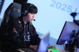 Kanavi：之前我的赵信在前期从来没崩过，只出巨型九头蛇