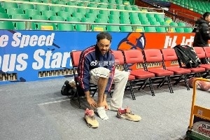 鲁媒：山东男篮大外援琼斯脚上伤好多了 还是有感觉 是拉伤