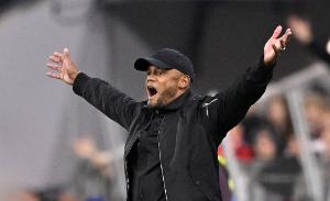 孔帕尼：无法理解迪亚斯的红牌 凯恩那个是明显的进球