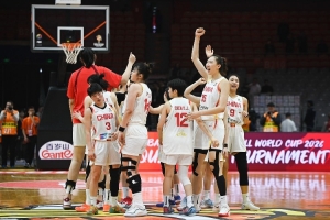 苏群：中国女篮在世界杯任重道远 宫鲁鸣对阵容的改造还远未完成