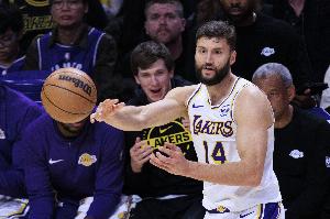 关键卡位战！5连胜湖人挑战火箭 除克莱伯外其余人均可以出战！