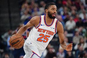 大桥首发但只出场21分钟 迈克·布朗：我们所有人都必须打得更好