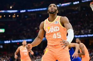 米切尔用600场突破生涯15000分 现役第三快&仅次于詹姆斯杜兰特