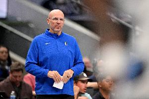 复仇骑士！基德：球队及时做出了调整 我们通过了考验