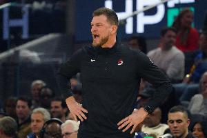 斯普利特：我们有全员换防小个阵容 会根据对手调整最合适的阵容