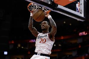 小卡缺阵！快船首发：加兰、邓恩、小琼斯、约翰·科林斯、大洛