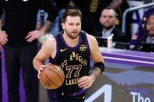 欧洲双星!东契奇生涯与申京交手9战7胜 得分篮板等数据都占上风