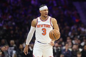 我没看错吧？哈特13中12&三分5中5砍赛季新高33分 另有7板5助