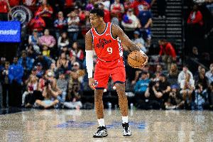 场均19.9分5.9板！船记：马瑟林因右脚大脚趾伤势将缺席3连客