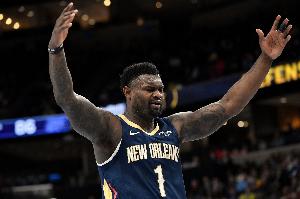 这就填平了?鹈鹕首节一度落后18分 半场结束双方战至60-60平