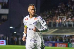 预测失准!内马尔此前预测巴萨3-1战胜纽卡,两队上半场战成3-2