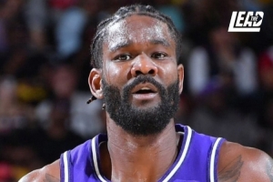 湖媒晒中锋对比:艾顿16分4板3帽 卡佩拉全部数据为零&仅打3分钟