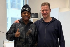 图片报：拜仁小将维斯多姆·麦克成功接受手术，由芬兰名医主持