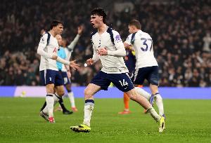 阿奇·格雷超越阿里，成为热刺队史欧冠首发次数最多的U21球员