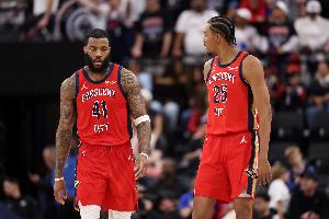 合砍84分！鹈鹕首发五虎皆得分上双 墨菲27分&萨迪克·贝20+6+6