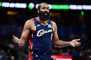 阿特金森:我们不能总是依赖哈登 他身边的队友必须打得更好