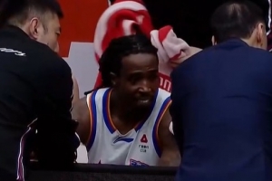 还需要慢慢磨合!天津新援克罗斯首秀 18分钟拿6分5板1助1帽