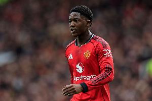 英媒:曼联接近与梅努和马奎尔续约,梅努续约后周薪约12万英镑