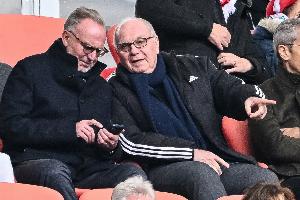 赫内斯：足坛有很多唯利是图的经纪人，必须将他们清除出去