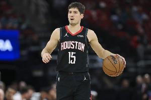 今天攻击性拉满！谢泼德半场9中6&三分6中4砍下18分5助3断