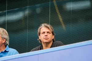 TA：4连败、关键球员萌生去意、球迷准备抗议，切尔西问题正累积