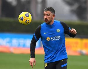 科拉罗夫:国米这一周训练得非常出色,我相当平静也很有信心