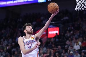 切特生涯前三赛季正负值+1280 超越同期邓肯 暂居历史第一