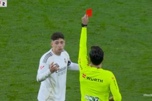 将上诉！马卡：皇马认为裁判判罚受巴尔韦德、巴埃纳过往恩怨影响