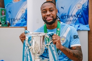 3场1球1冠!26岁塞梅尼奥联赛杯本已出局 7200万来曼城夺生涯首冠