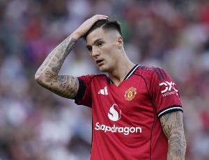 曼联官方：舍什科因伤退出本期斯洛文尼亚国家队，无缘两场友谊赛