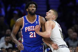 恩比德自22-23赛季夺MVP至今出战91场比赛 约基奇同期砍87个三双