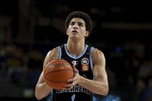 勇士GM考察过！墨西哥新星洛佩斯宣布参加NBA选秀 ESPN模拟排第11