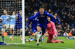 罗马诺：恩佐与切尔西未就新合同达成一致，不排除今夏转会的可能