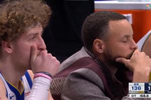 名记:穆迪接受医疗处理时 双方球员都眼含泪水 全场一片沉寂