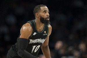 加时飙中三分！康利重回首发 6中2拿到5分5板6助