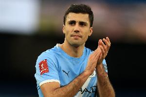 ESPN：曼城计划今夏与罗德里谈续约，球队希望留住他