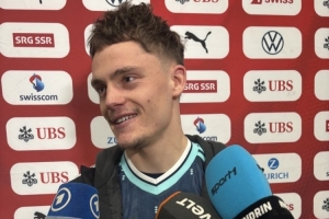 维尔茨谈穆西亚拉:知道长时间缺阵感觉如何,很期待他的回归