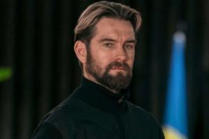 祖国人演员回应演《生化危机》威斯克：我已经50岁了 太老了演不了！