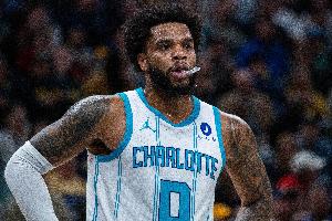 493场！小桥超越马尔卡宁 成NBA现役未进季后赛的出场数最多球员