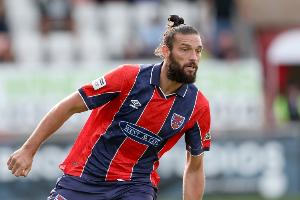 率队两连胜！卡罗尔：执教从来不是我想做的，我想每天都能踢球