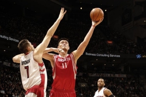 老猫：阿德尔曼早点来火箭就好了 他的体系让姚明的策应如鱼得水