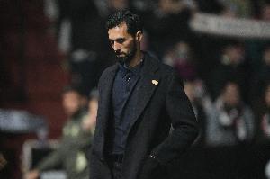 马卡：皇马球员坚定支持阿韦洛亚留任，队内核心认为他建立凝聚力