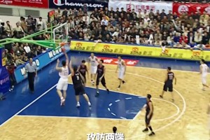 仅刚打了一年NBA的姚明 回到亚洲赛场简直就是虐菜！