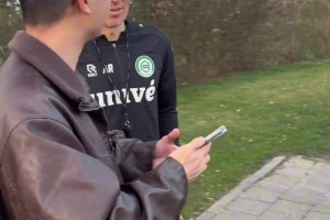 中国球迷找到在格罗宁根当教练的罗本传达爱意，罗本：非常好！