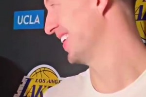 曾破詹姆斯高中得分纪录！肯纳德曾谈：还没和老詹聊这个~那很酷