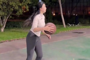 最近都没什么对抗....肘姐的三分愈发精准了