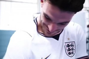 人最多的一集！英格兰国家队新球衣广告幕后花絮！